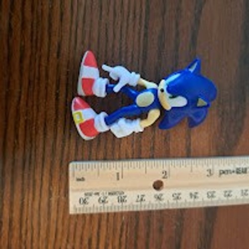 Sonic the Hedgehog Mini Action Figure Blue Sega Collectible Toy 2.5 Inch